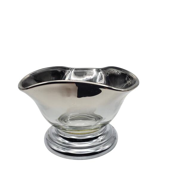 Dorothy Thorpe Silver Fade Glass Bowl Small Footed Tri Corner Dish MCM Decor - Picture 5 of 10